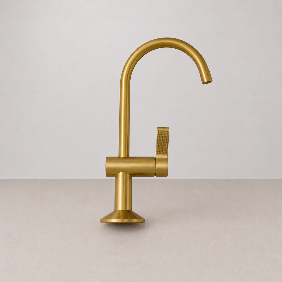 Robinet Porcelanosa cygne Doré