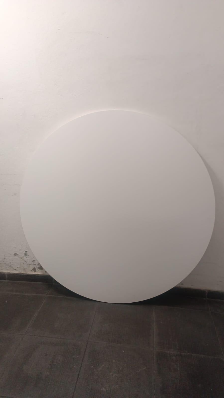 Mesa redonda grande para eventos (160cm)