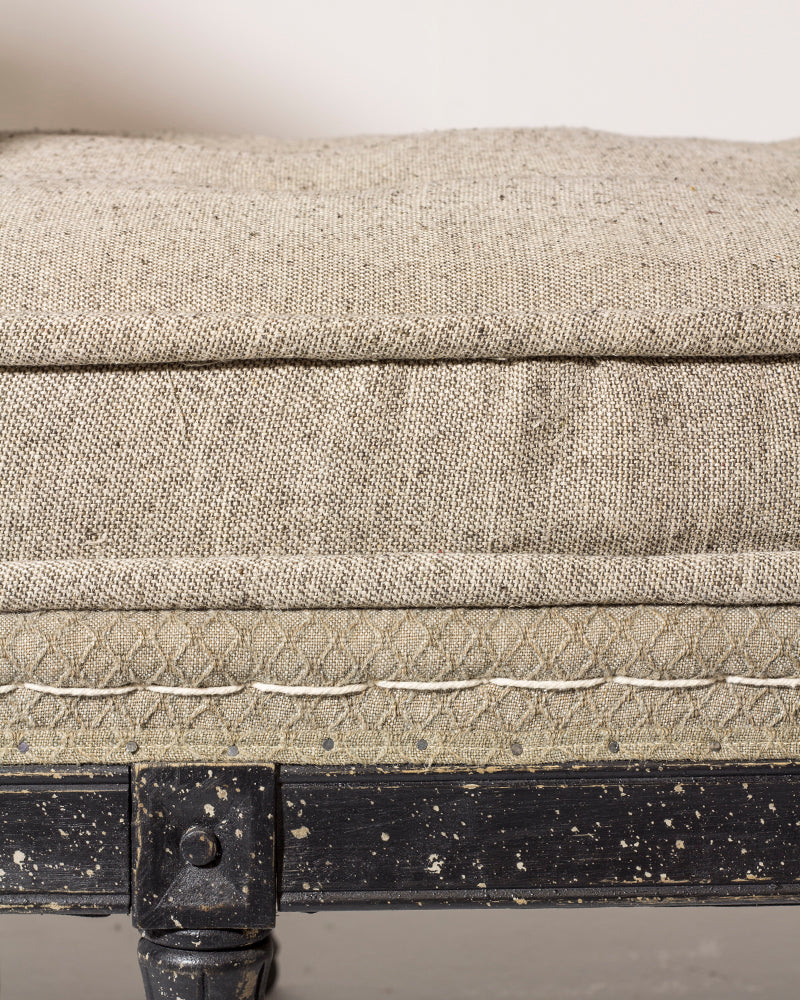 Cama Nemesis de Madera Abedul Color Negro