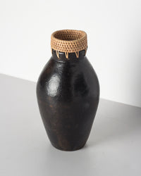 Jarron de Terracota y Ratan Anayet Grande Color Negro