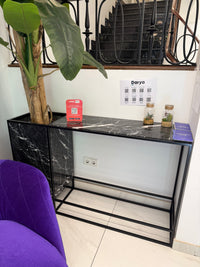 Mesa de recepción (mármol/metal)