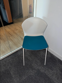 Silla moderna azul/blanco