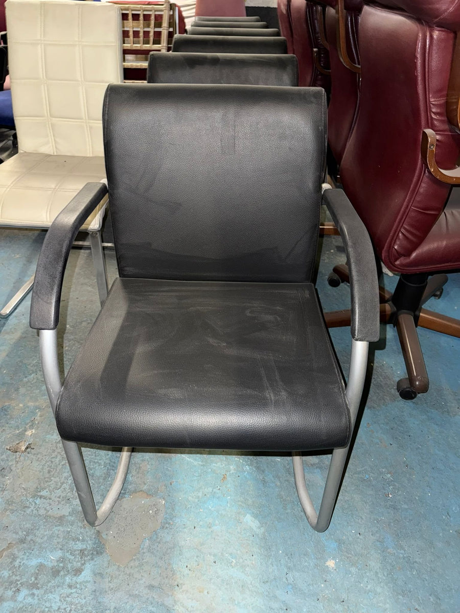 Silla oficina negra