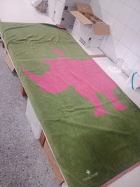 Toalla bicolor con dibujo