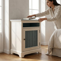 Petit meuble de rangement