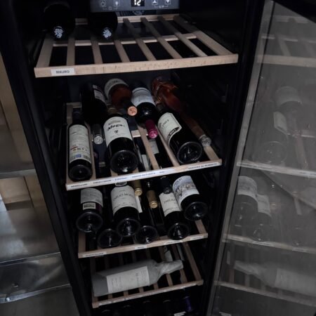 Nevera vinos
